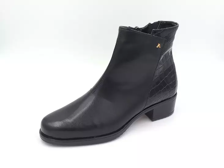 Naisten nilkkurit Aaltonen musta - Stövletter för damer - 314011401 - 1