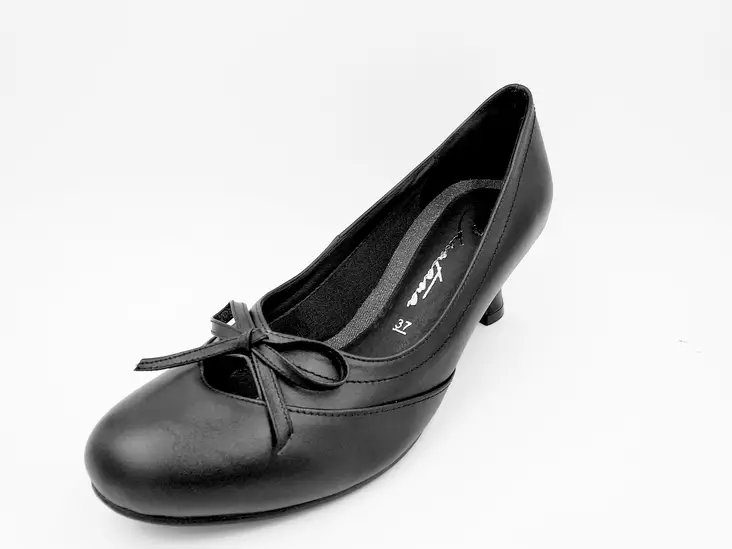 Klackskor för damer Chantana svart - Högklackade skor och pumps för damer - 11932178102 - 1