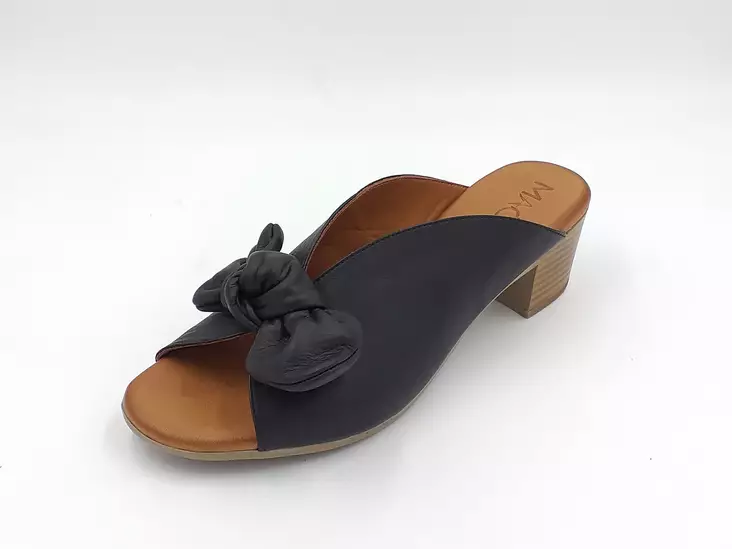 Naisten pistokkaat MAGO musta - Sandaler och slipp in för damer - 0611029 - 1