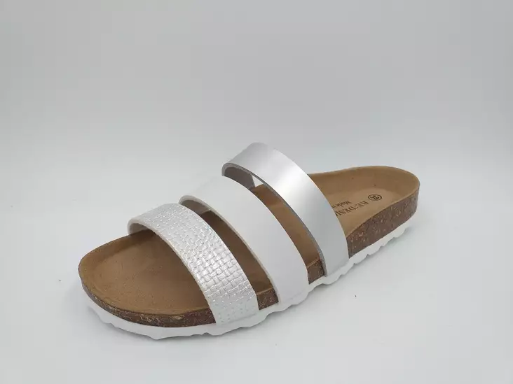 Naisten sandaalit RE:DESIGNED valkoinen - Naisten sandaalit ja pistokkaat - 5711371W - 1